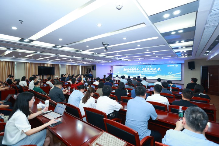 AG8Æì½¢Ìü¡¤(Öйú)¼¯ÍÅÊ×Ò³